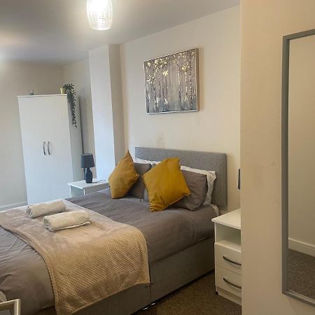 Stylish Two Bed In The Heart Of The City Birmingham Exterior photo